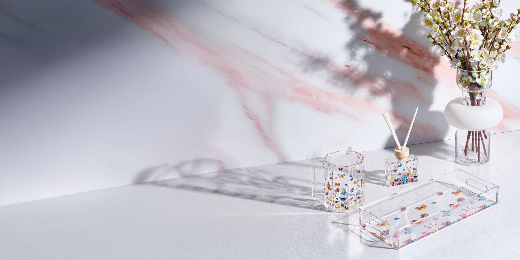 How to Present a Housewarming Gift (So It Feels Like More Than Just a Gift Bag)